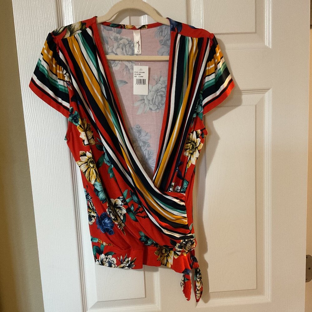 NWT Loveappella Cap Sleeve top XL